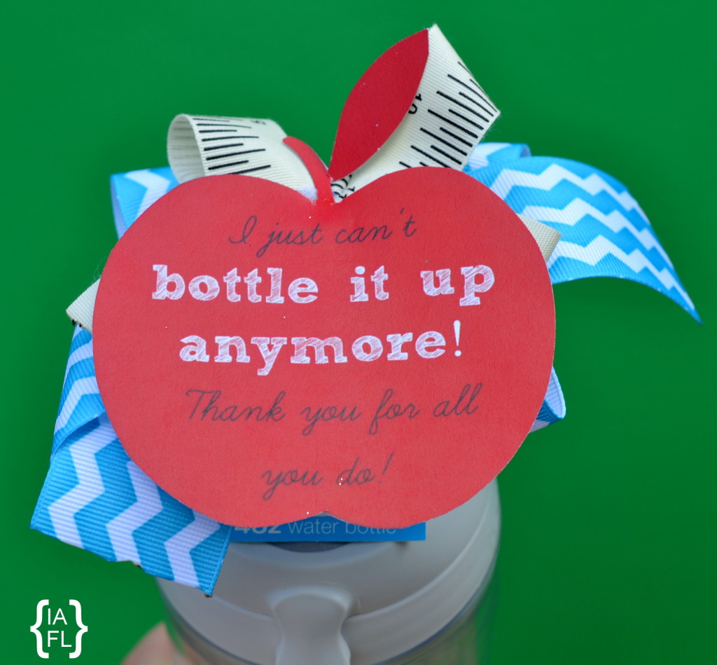 I just can't bottle it up anymore!  Teacher Appreciation Printable Tag